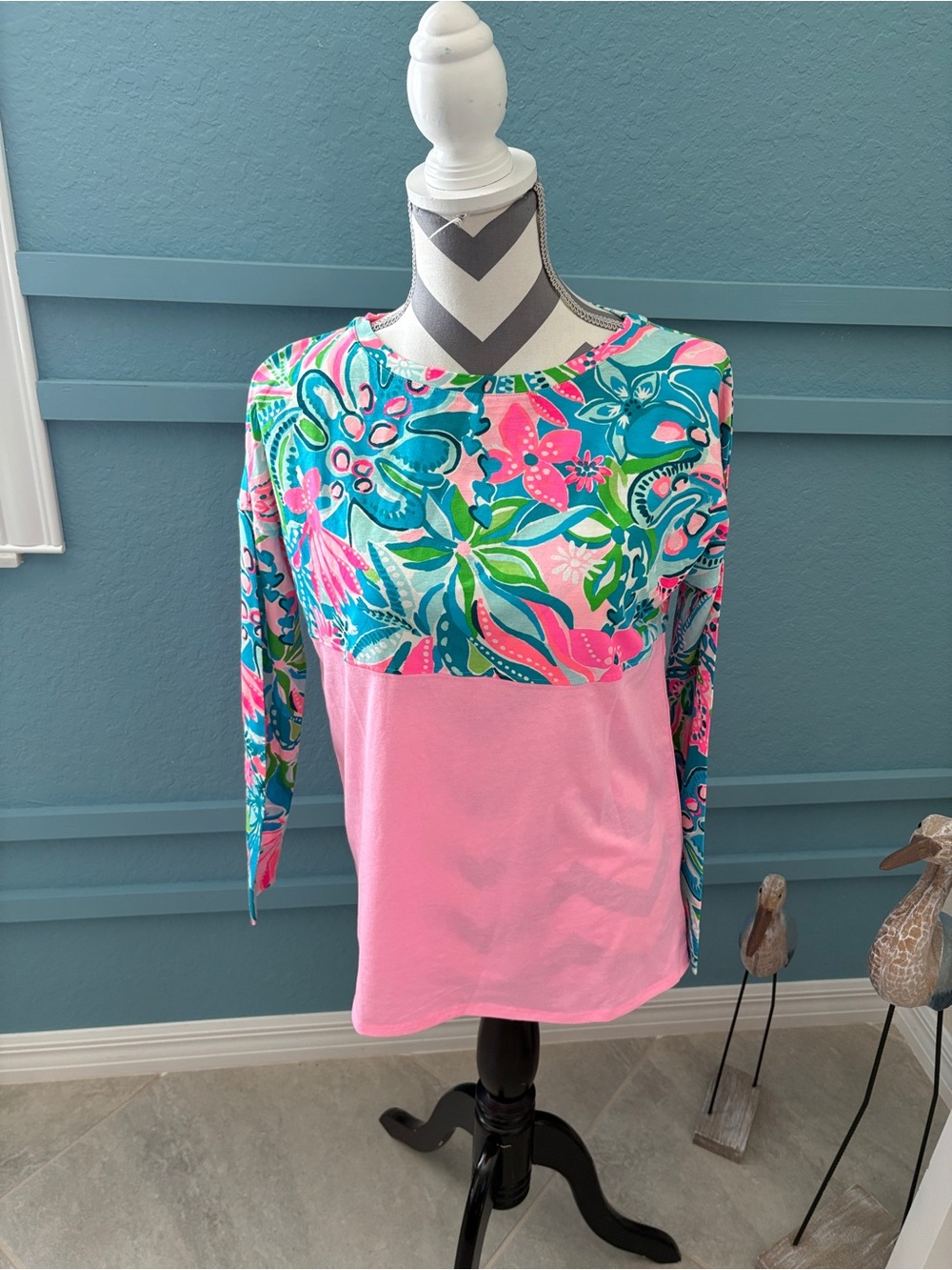 Lilly Pulitzer XS Women’s Long Sleeve  Torquise Oasis Shirt NWOT